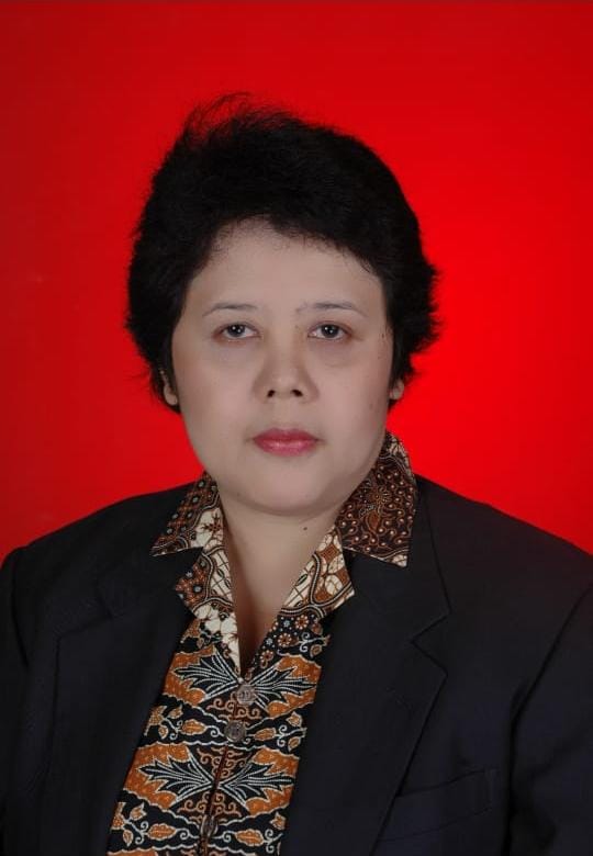 VERA DAMAYANTI